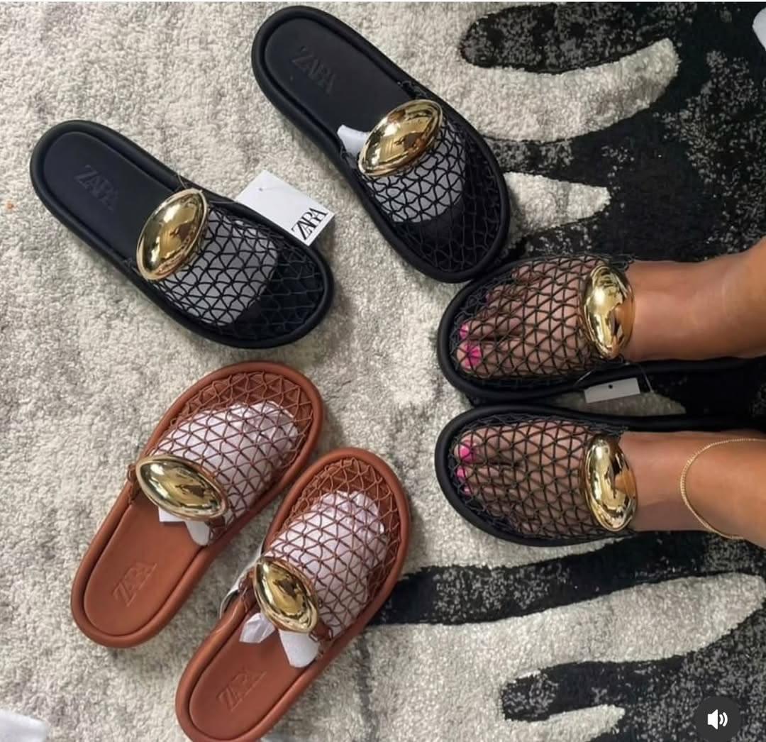 Mesh Gold-Buckle Slides