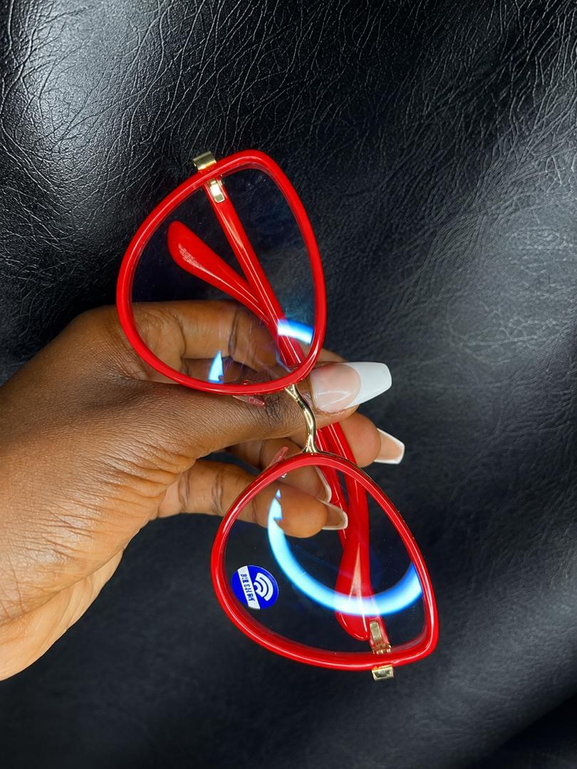 Red Cat-Eye Fashion Glasses