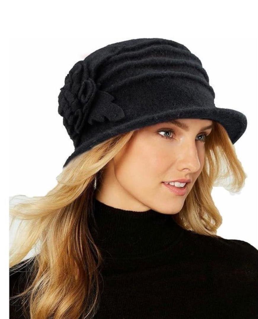 Flower Trim Newsboy Cap