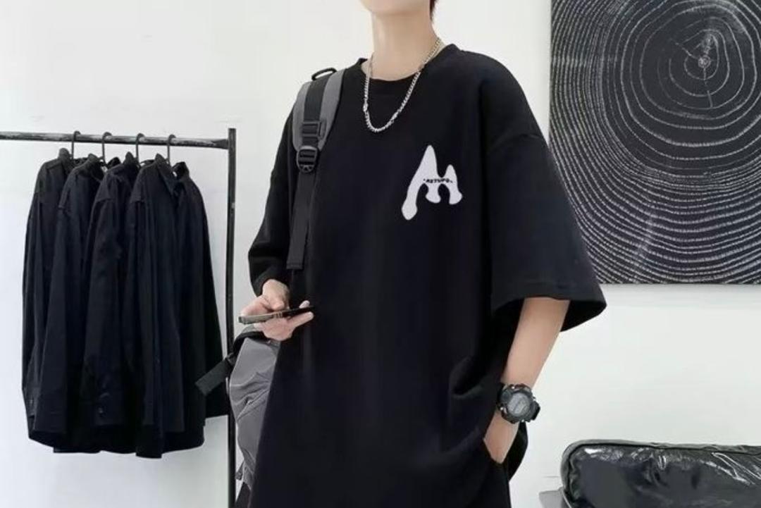 Black Oversized T-Shirt